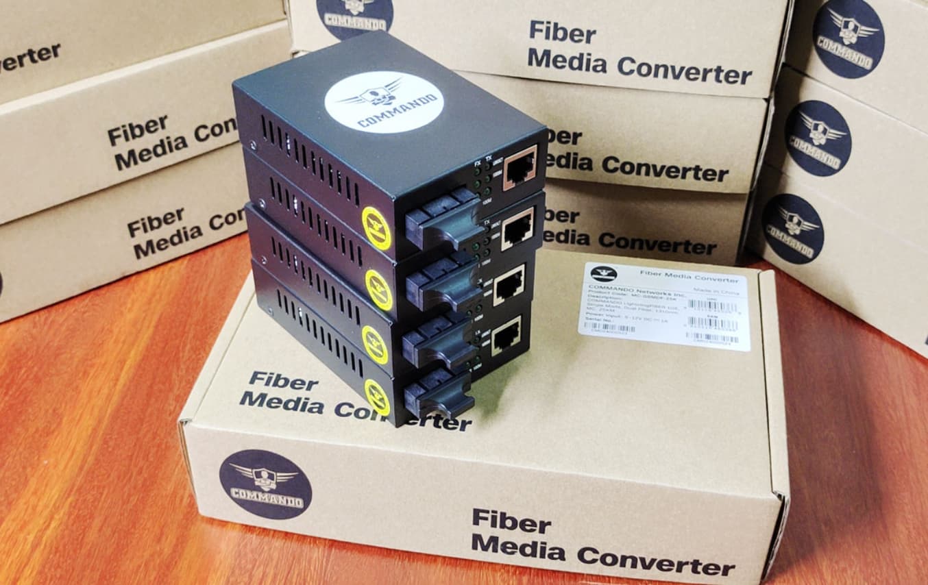 COMMANDO FiberX Media Converter MC-GSMDF-25K
